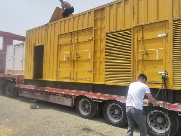 江西除了负载情况和发动机维护，还有哪些因素会影响 200kw 柴油发电机的油耗？